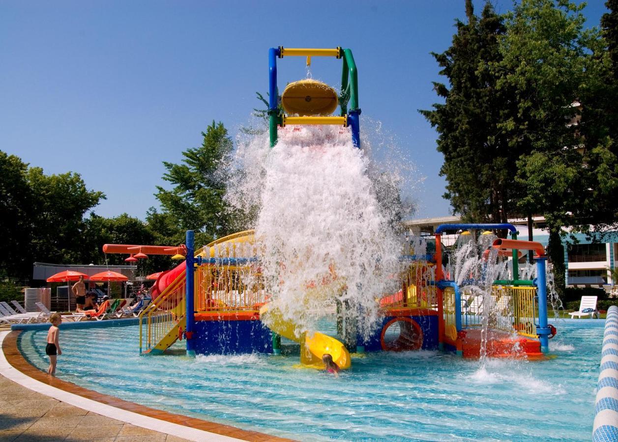 Flamingo Hotel 4* Albena Exterior photo