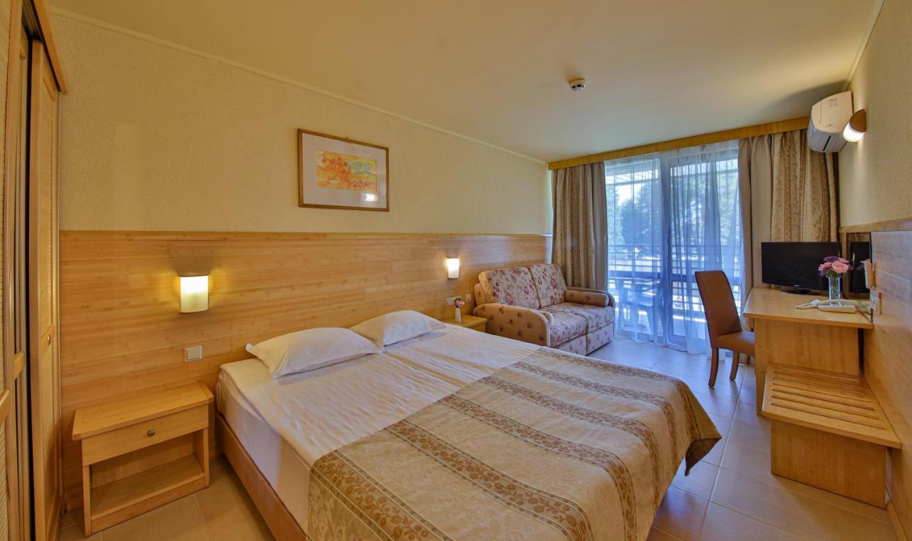 Flamingo Hotel 4* Albena Exterior photo