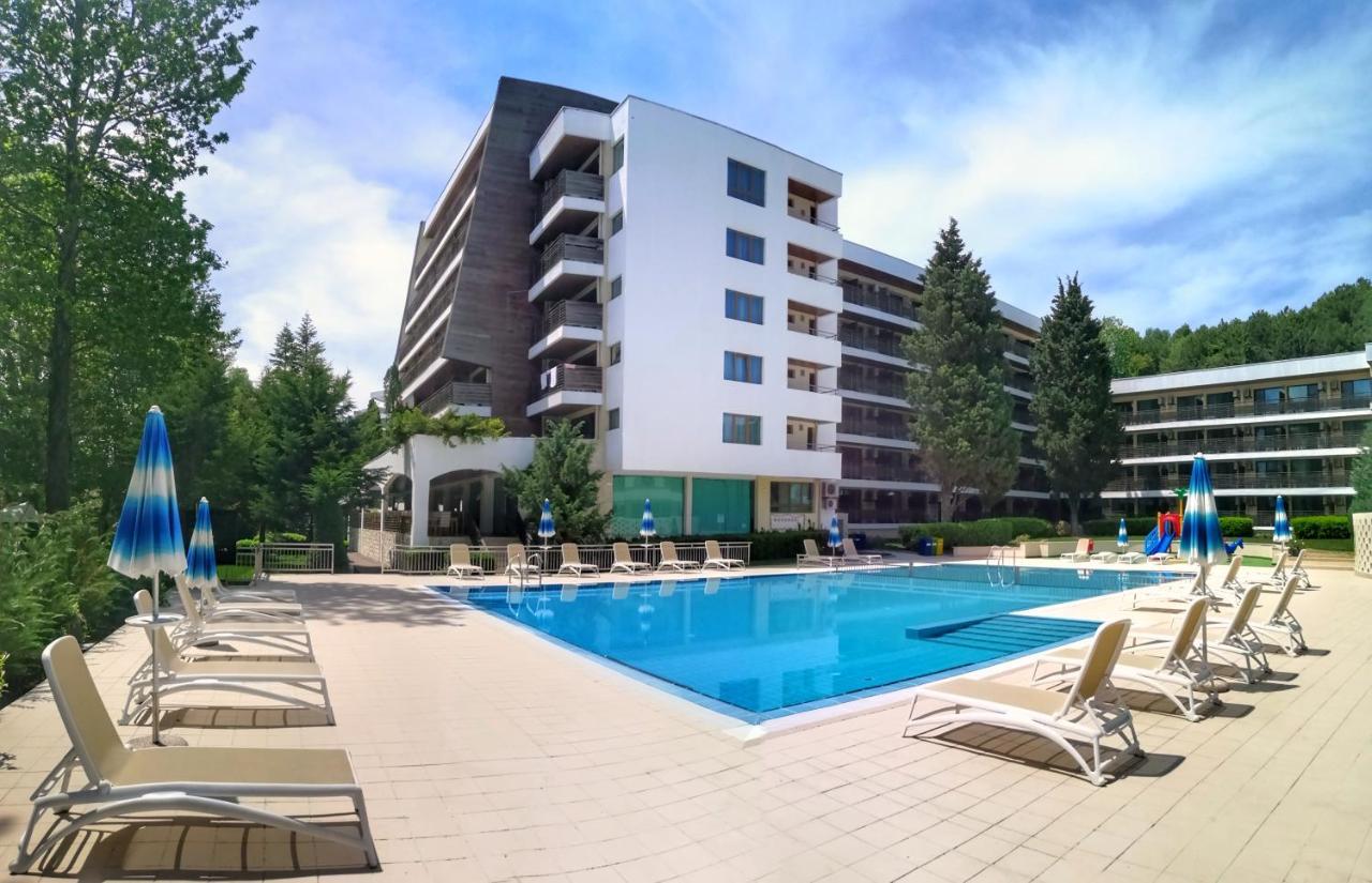 Flamingo Hotel 4* Albena Exterior photo