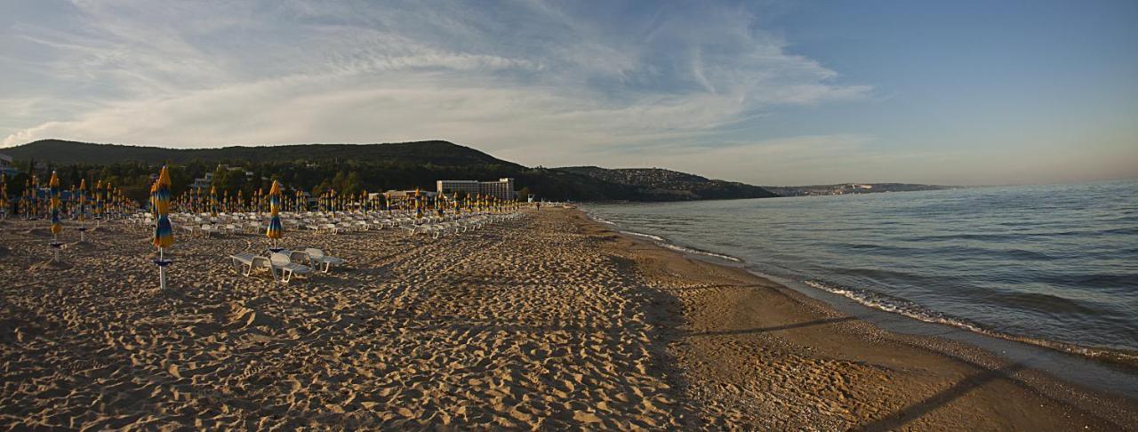 Flamingo Hotel 4* Albena Exterior photo